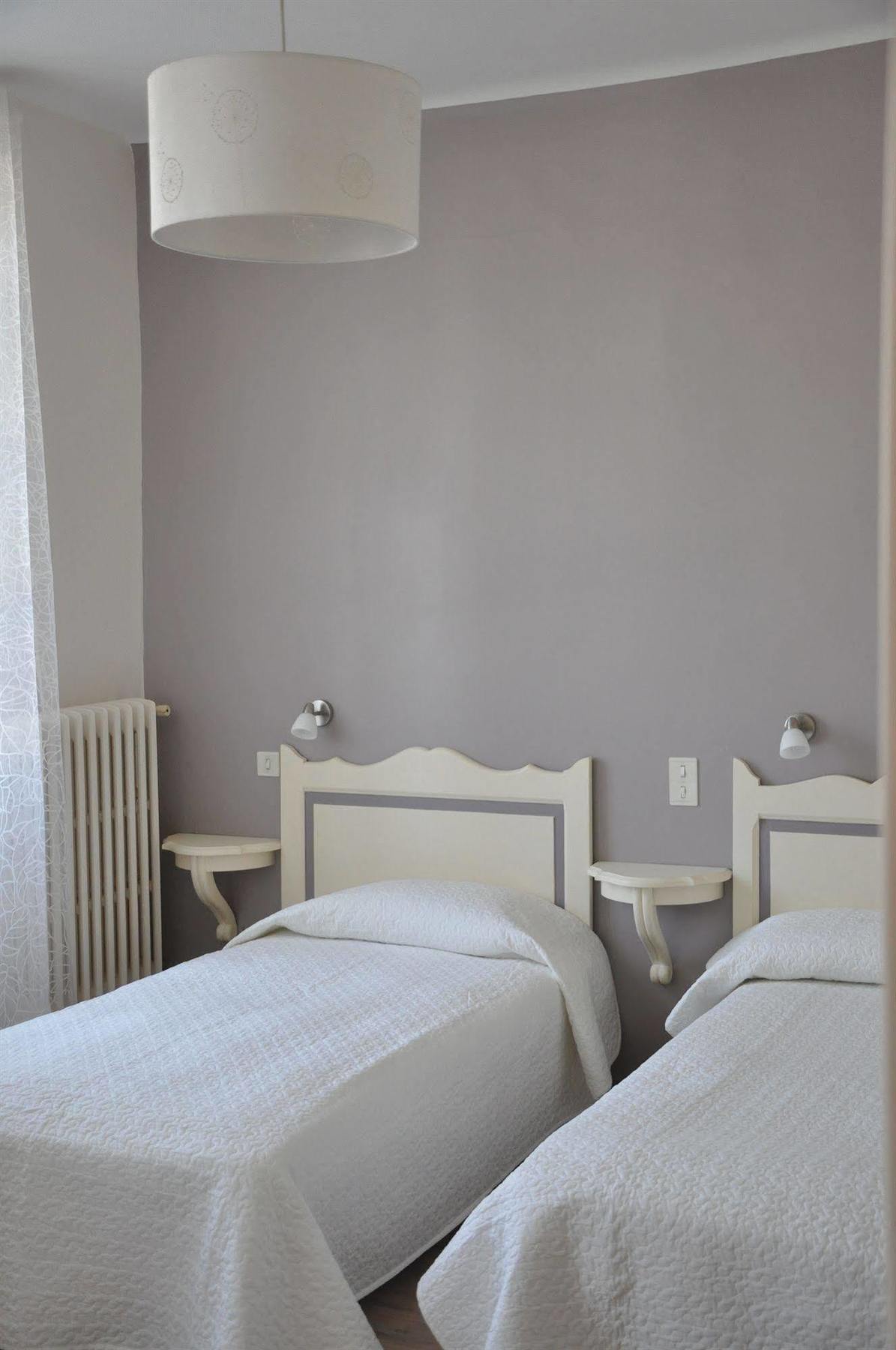 Les Echevins Hotel Тараскон Екстериор снимка